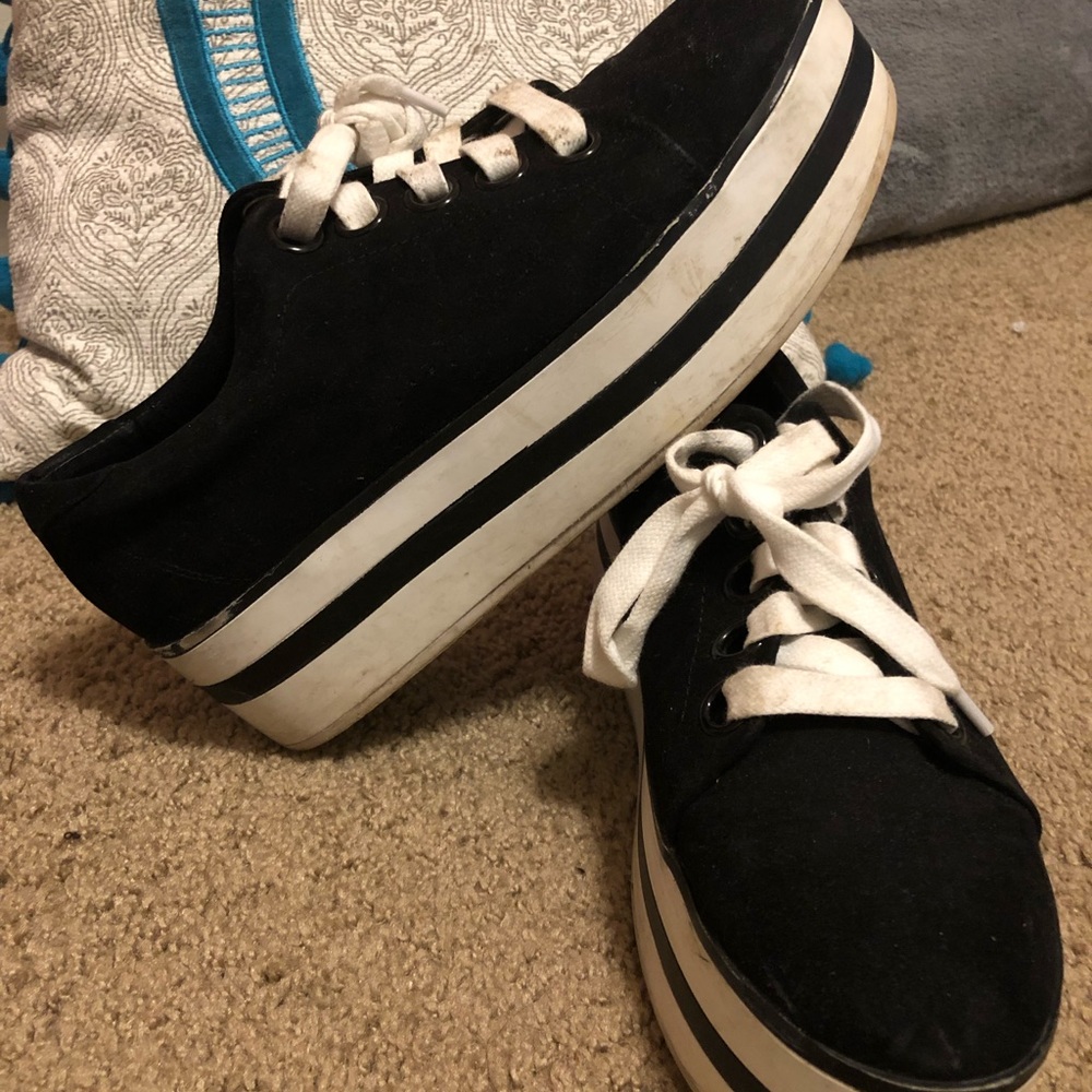 Zara platforms